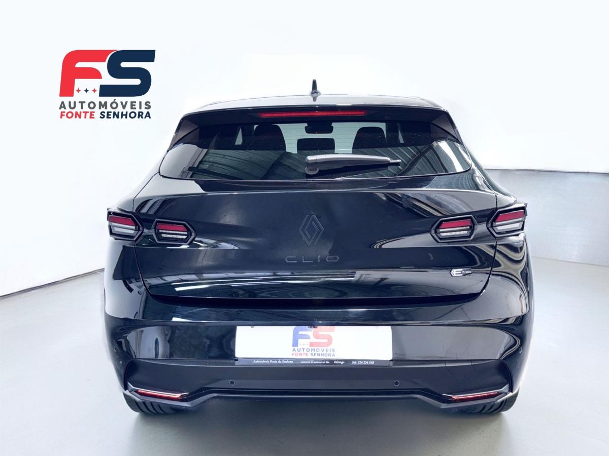 renault-clio-2026-hibrido-a-gasolina-1789cc