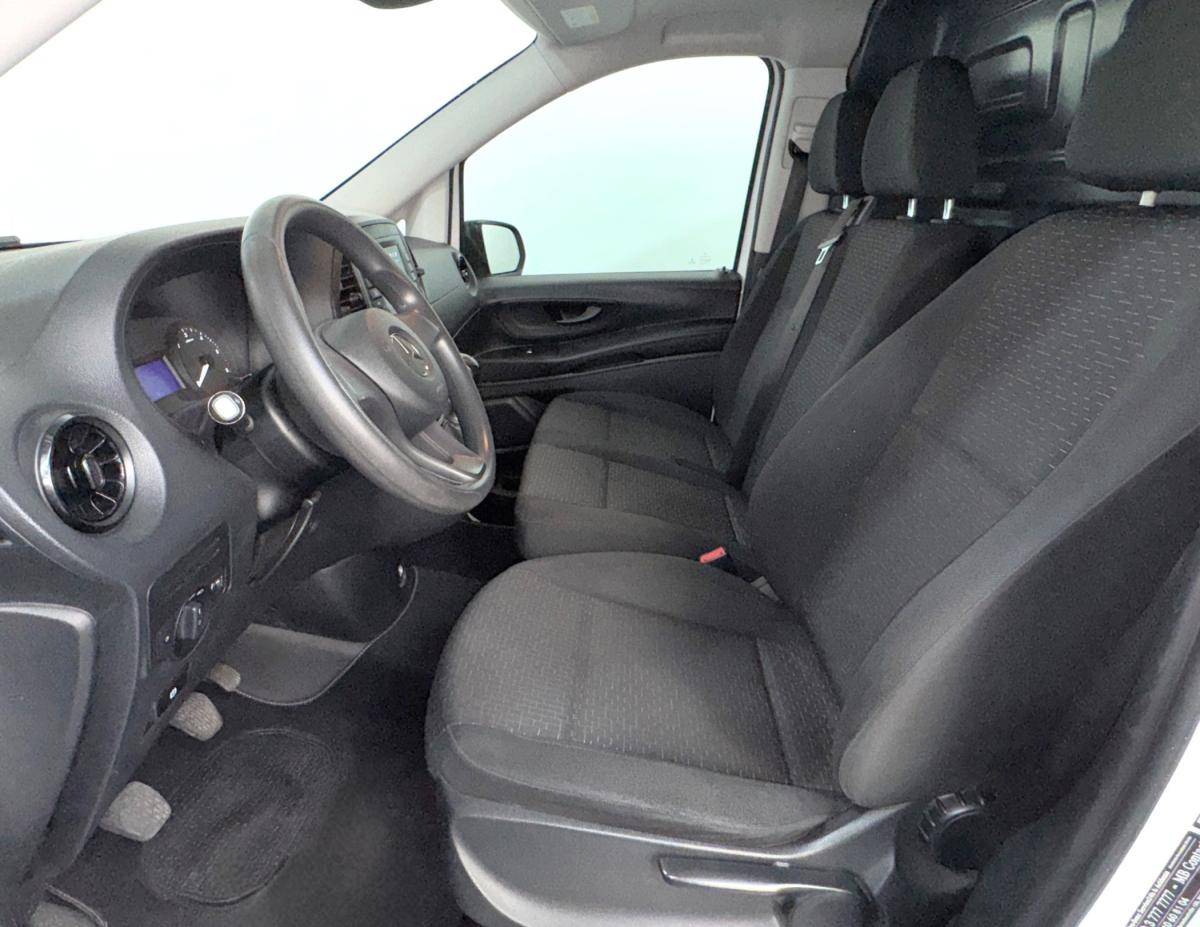 mercedes-benz-vito-2022-diesel-1950cc