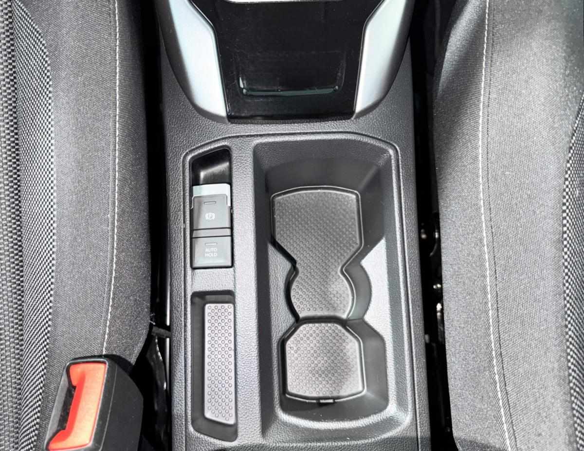 volkswagen-t-roc-2023-gasolina-999cc
