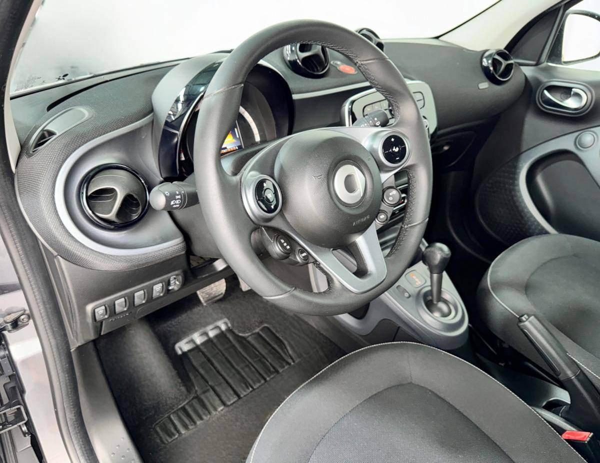 smart-forfour-2018-gasolina-898cc