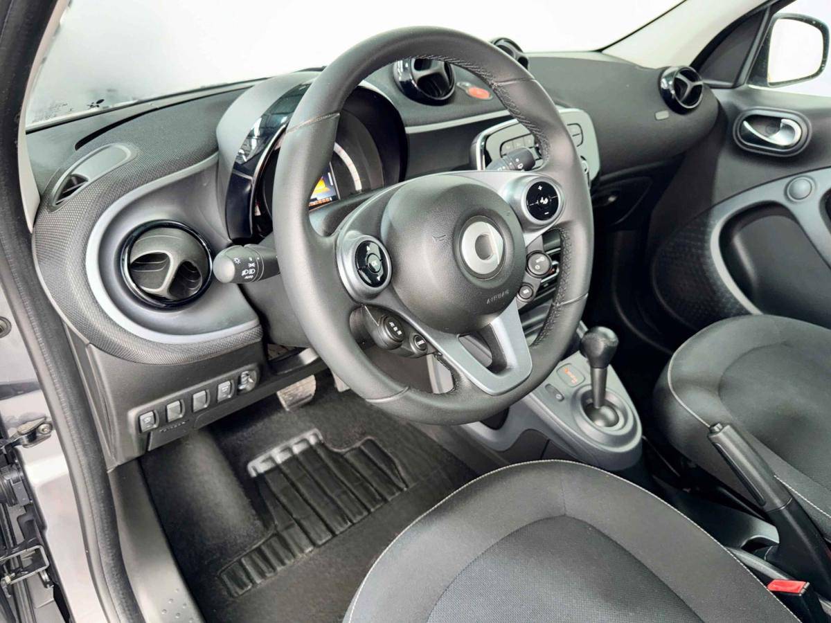 smart-forfour-2018-gasolina-898cc