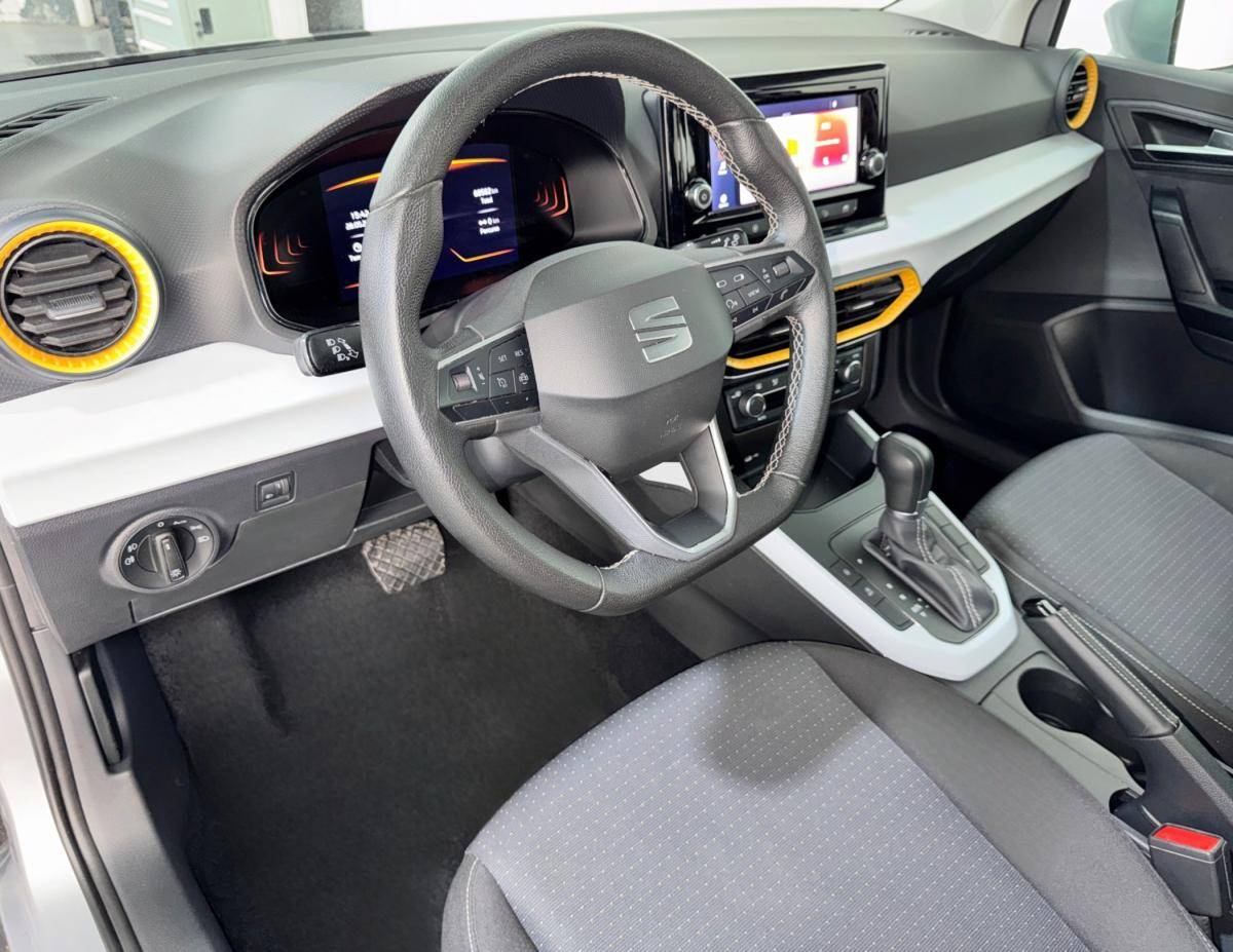 seat-arona-2023-gasolina-999cc