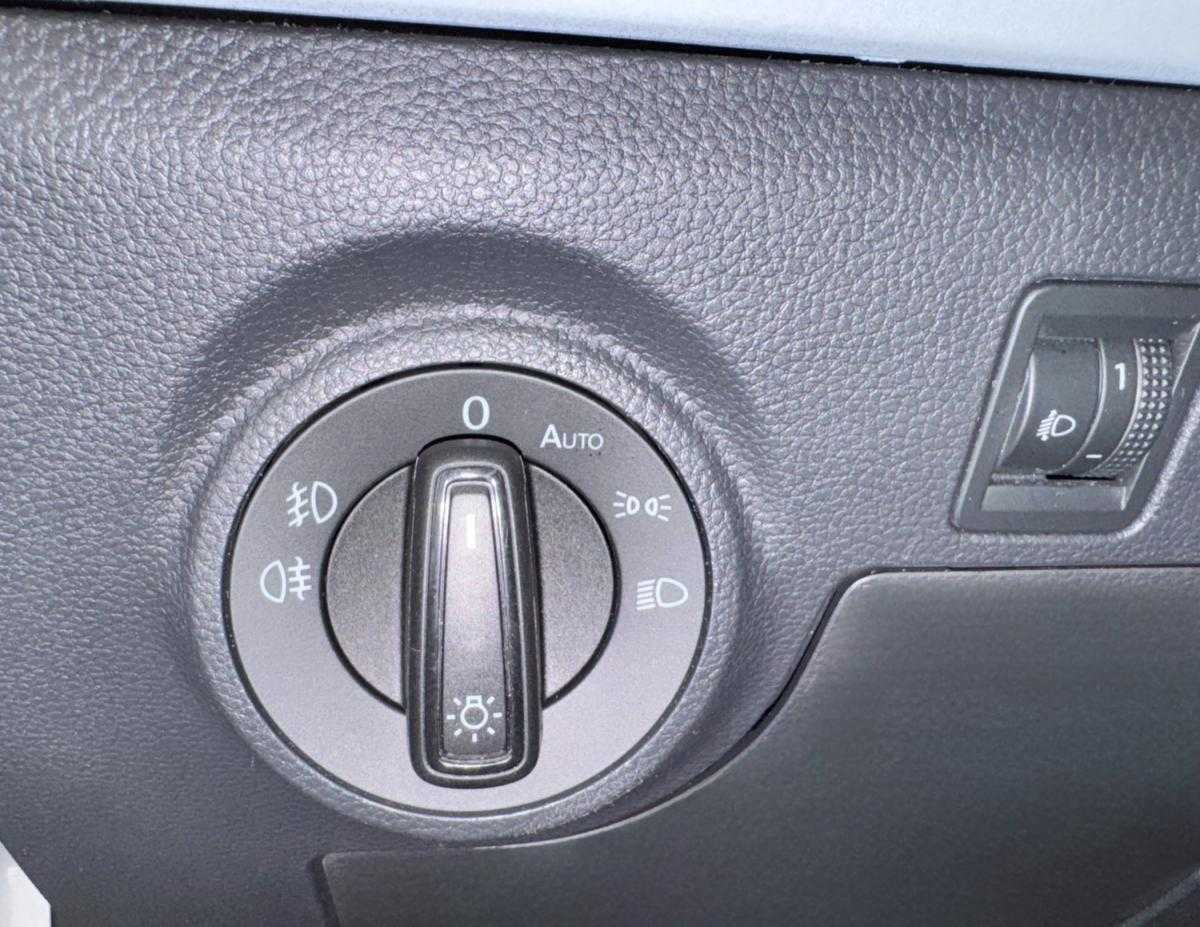 seat-arona-2023-gasolina-999cc