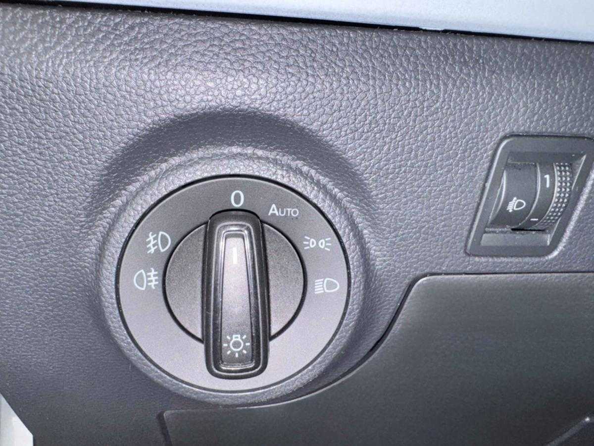 seat-arona-2023-gasolina-999cc