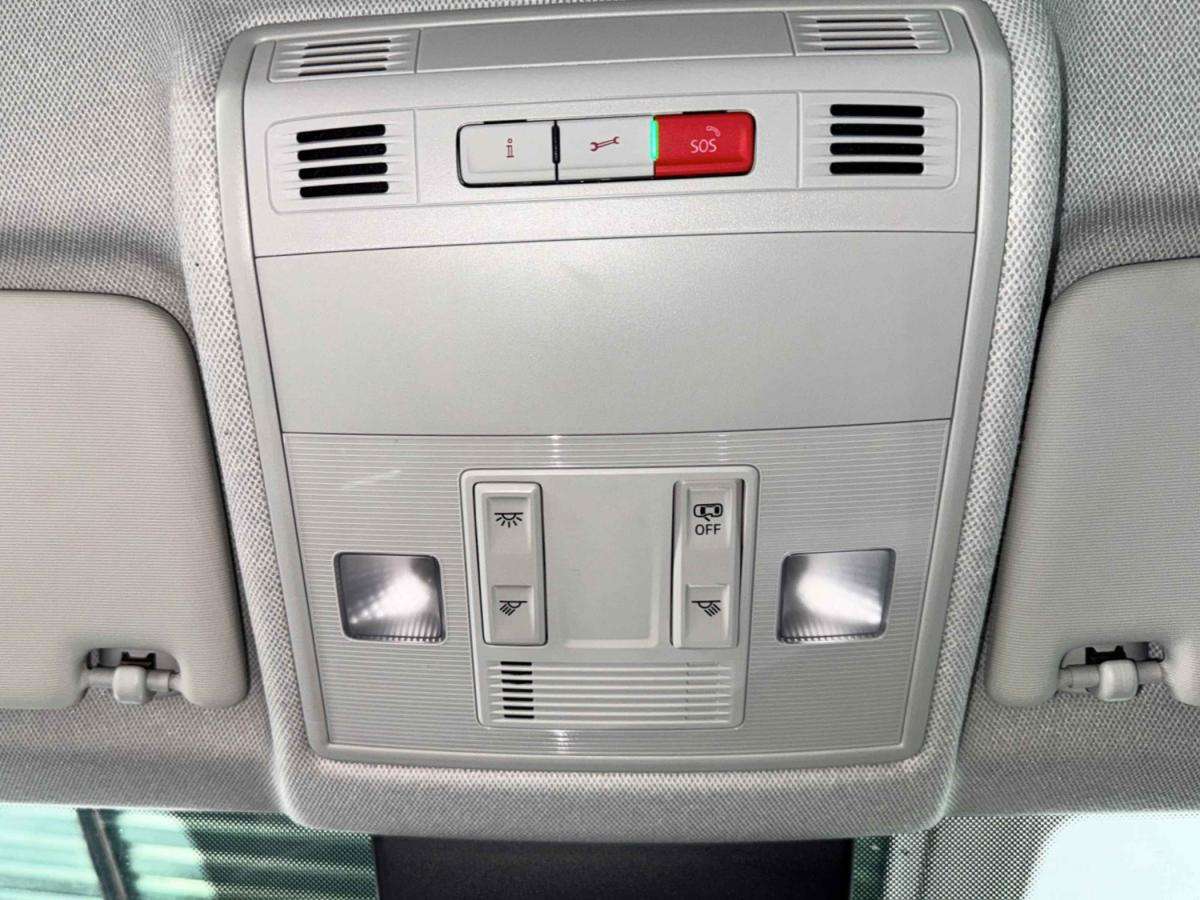 seat-arona-2023-gasolina-999cc
