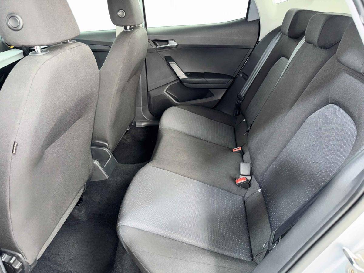 seat-arona-2023-gasolina-999cc