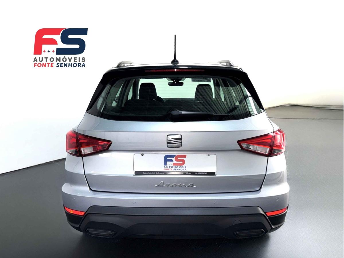 seat-arona-2023-gasolina-999cc