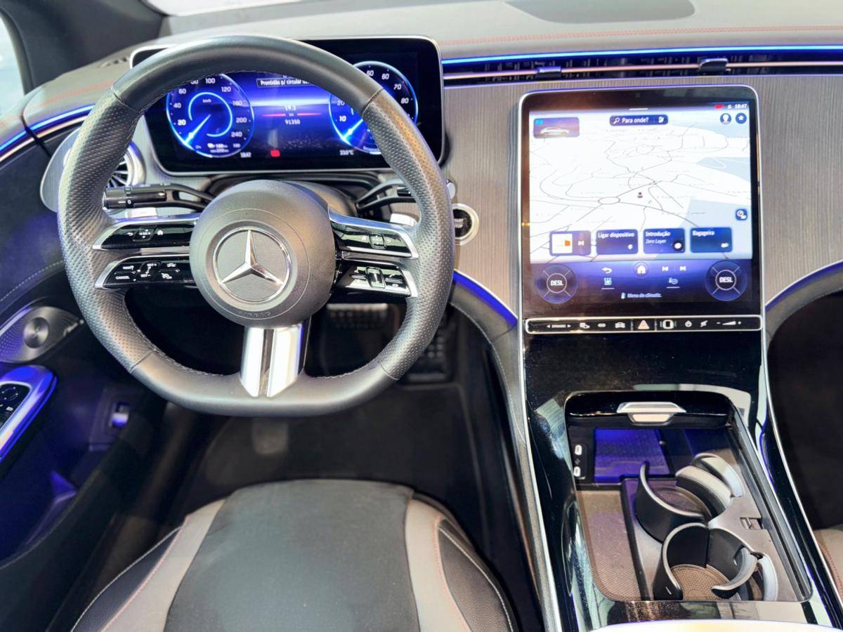 mercedes-benz-eqe-2022-eletrico-500cc