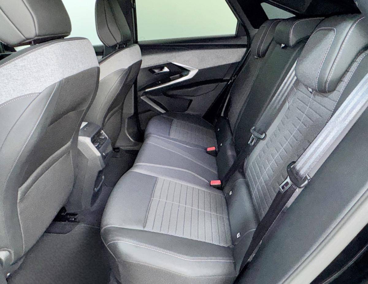peugeot-3008-2025-gasolina-1199cc