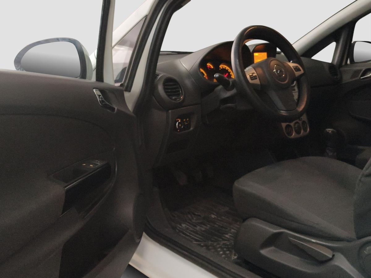 opel-corsa-2014-diesel-1248cc