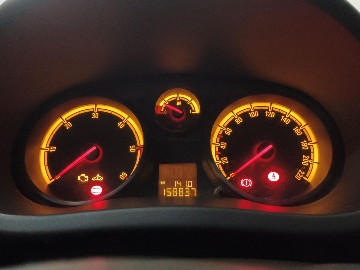 opel-corsa-2014-diesel-1248cc