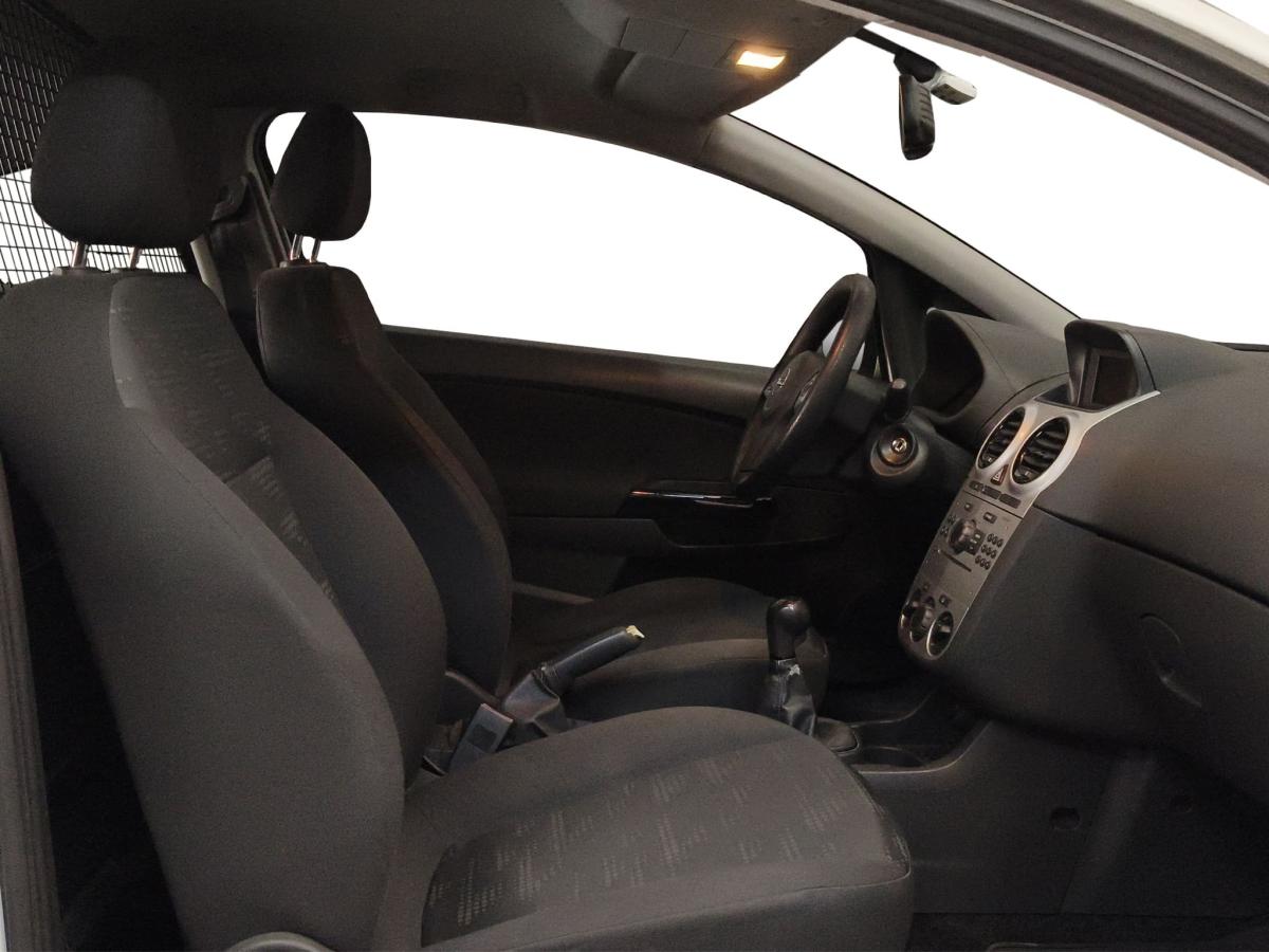 opel-corsa-2014-diesel-1248cc