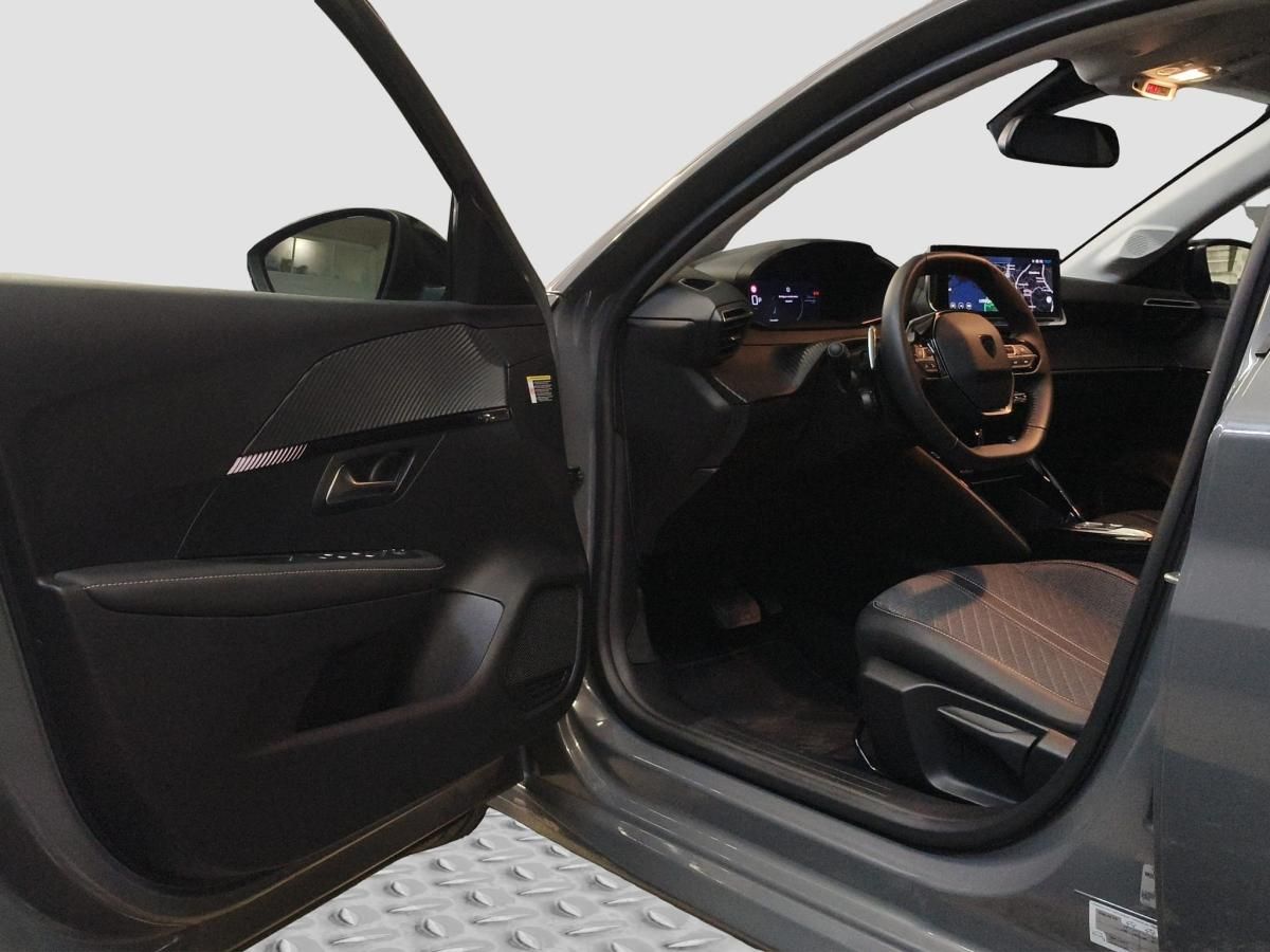 peugeot-208-2025-gasolina-1199cc