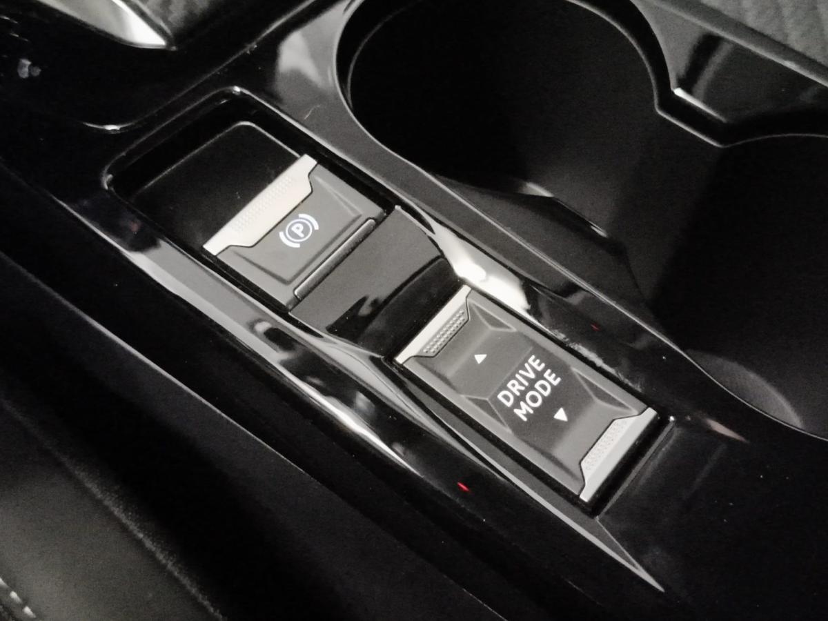 peugeot-208-2025-gasolina-1199cc
