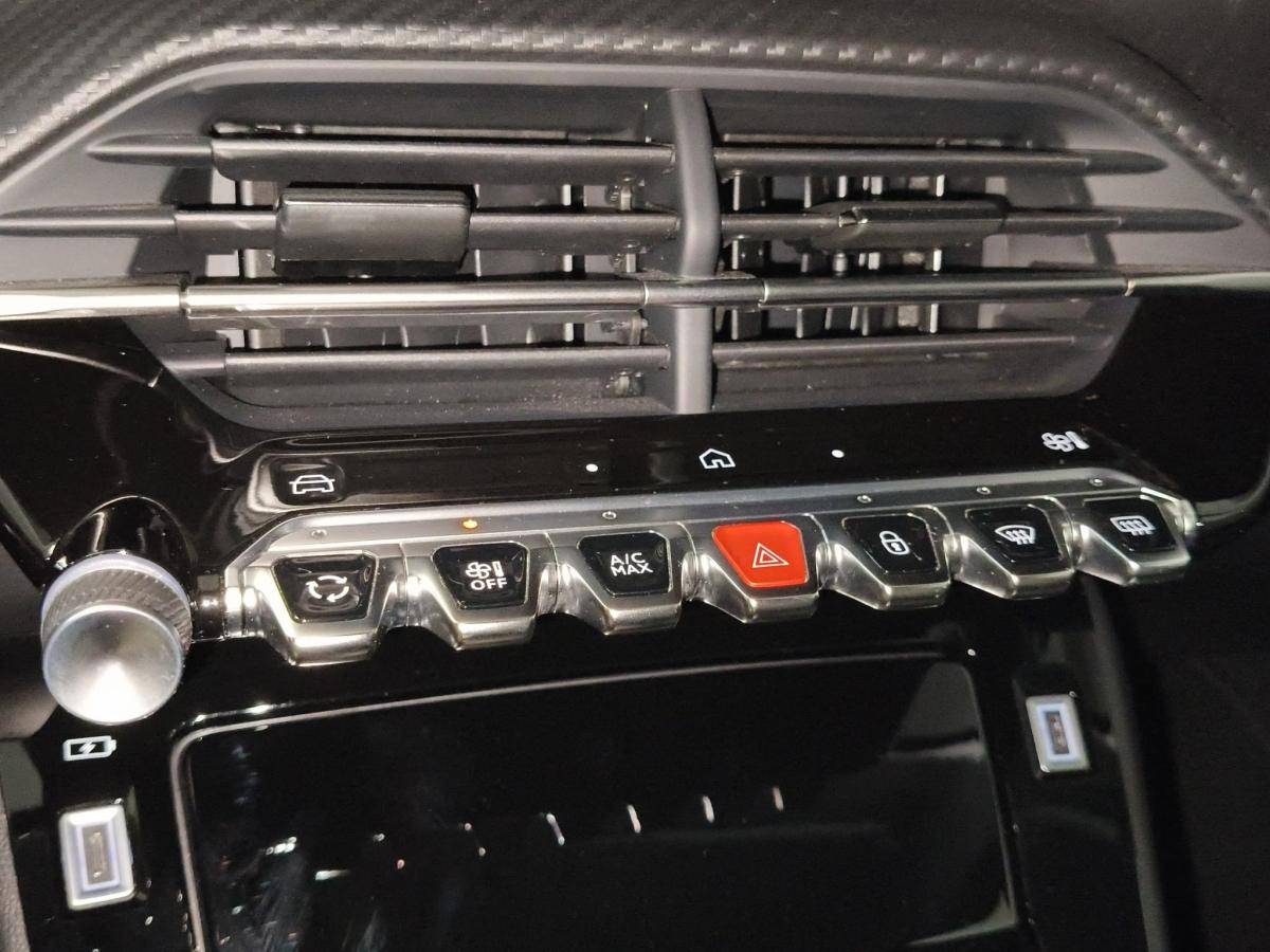peugeot-208-2025-gasolina-1199cc