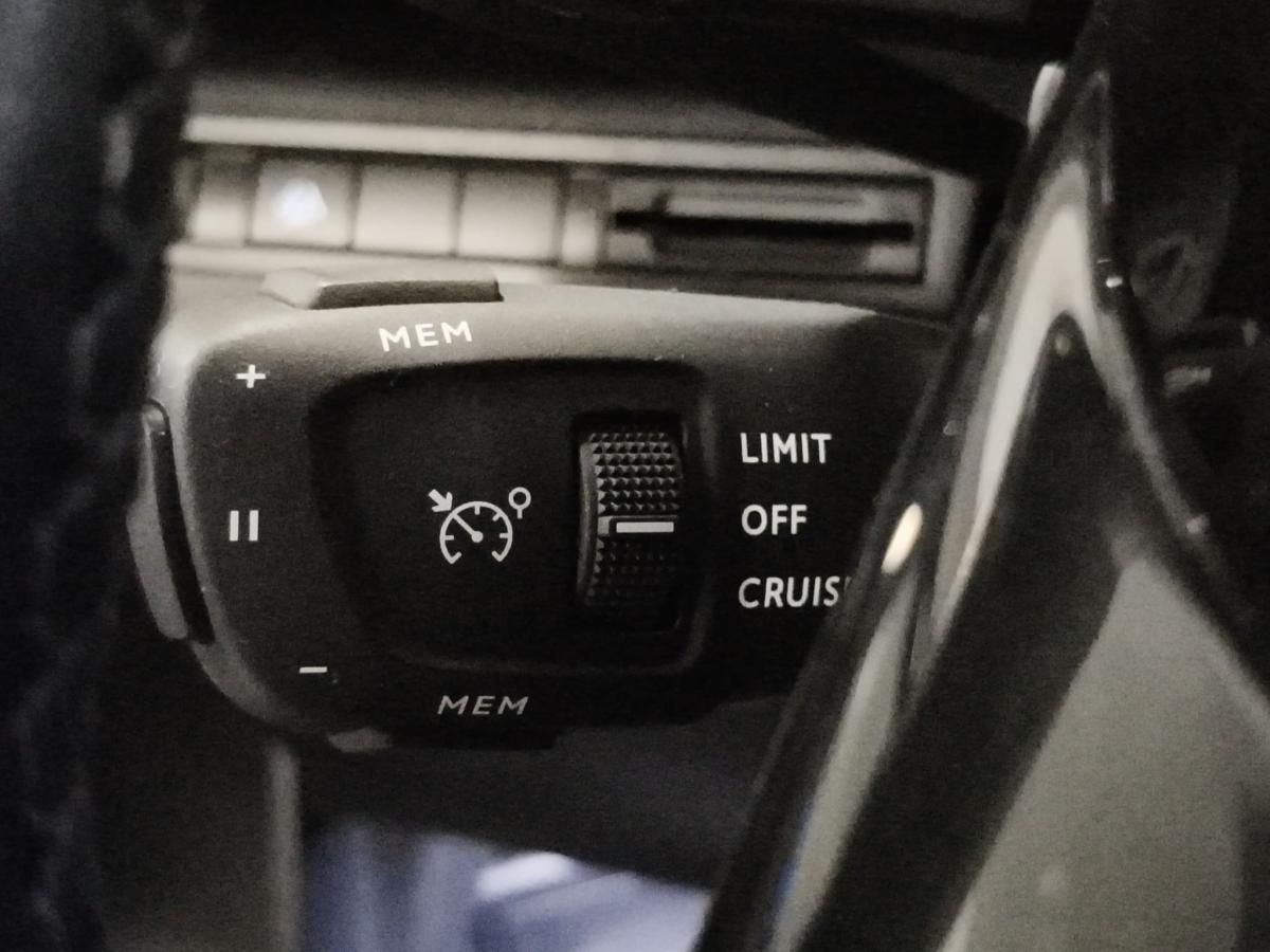 peugeot-3008-2021-diesel-1499cc
