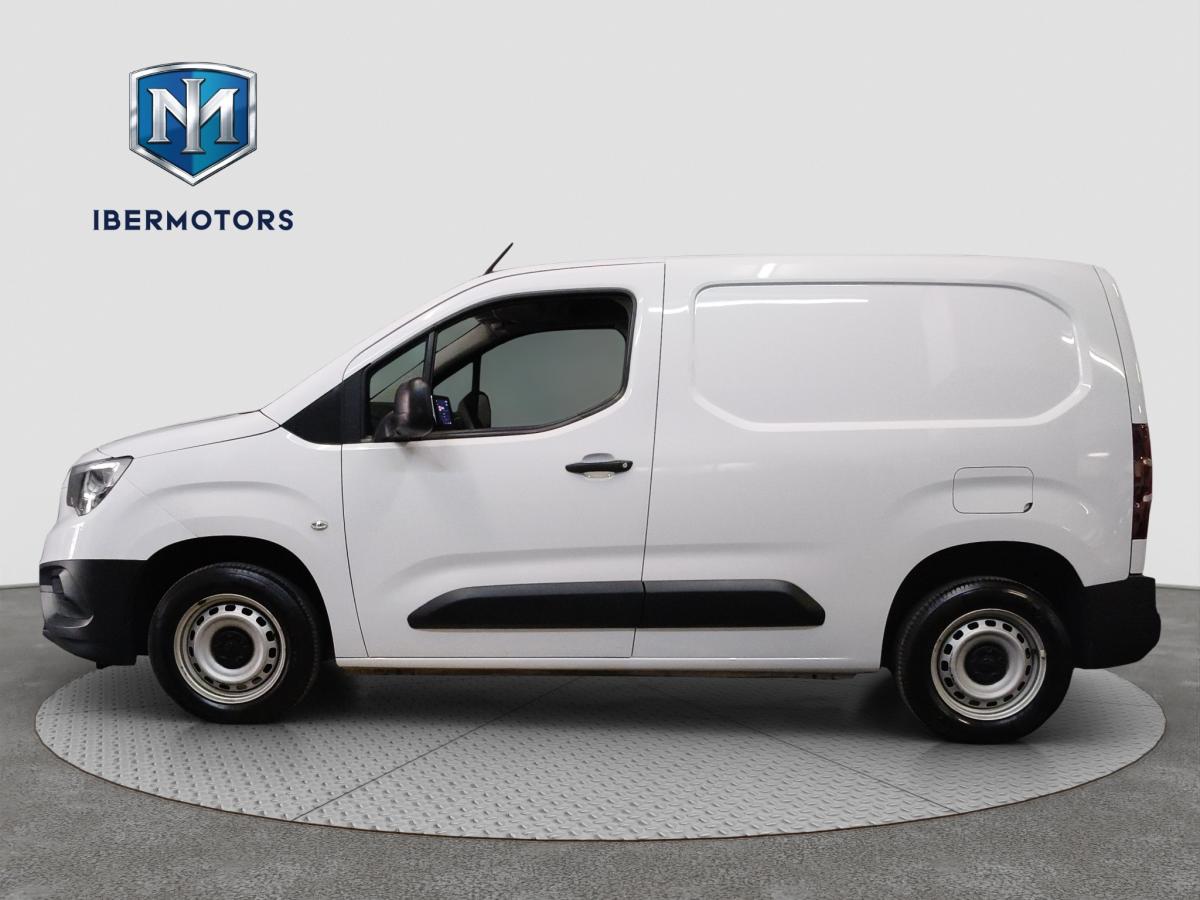 opel-combo-2023-diesel-1499cc