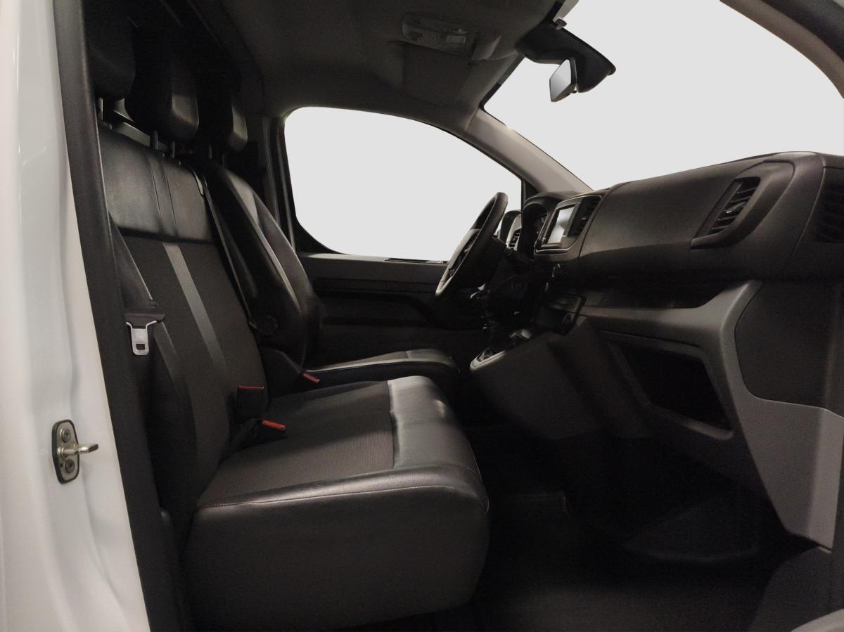 citroen-jumpy-2022-diesel-1499cc