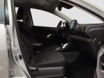 toyota-yaris-2024-hibrido-a-gasolina-1490cc