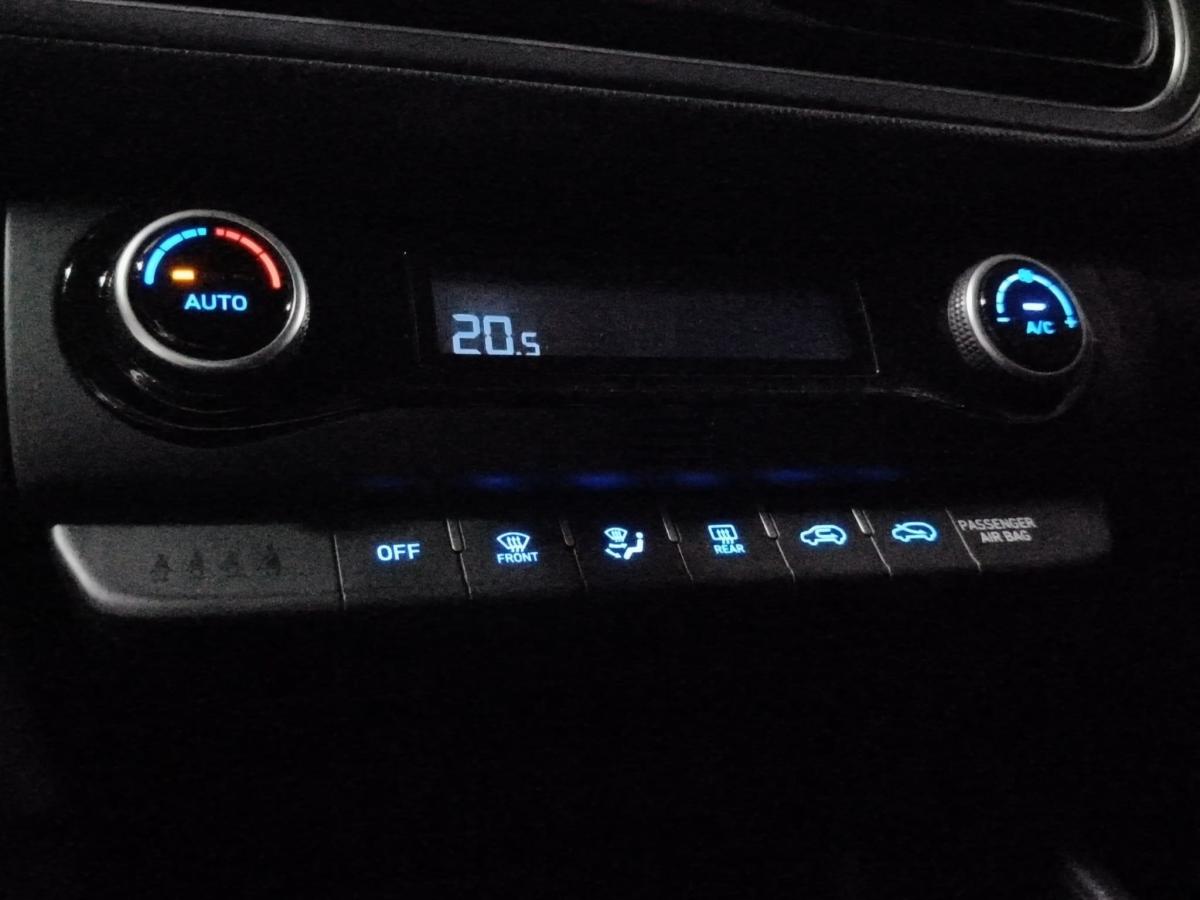 hyundai-kauai-2023-gasolina-998cc