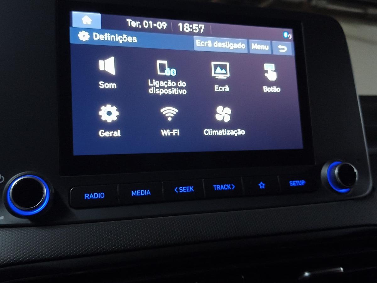 hyundai-kauai-2023-gasolina-998cc