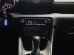 toyota-yaris-2024-hibrido-a-gasolina-1490cc