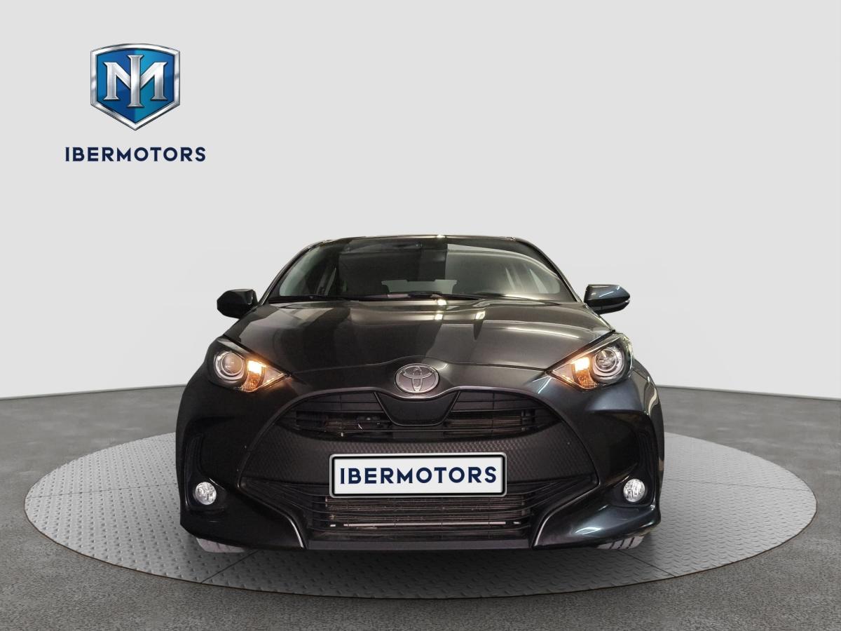 toyota-yaris-2024-hibrido-a-gasolina-1490cc