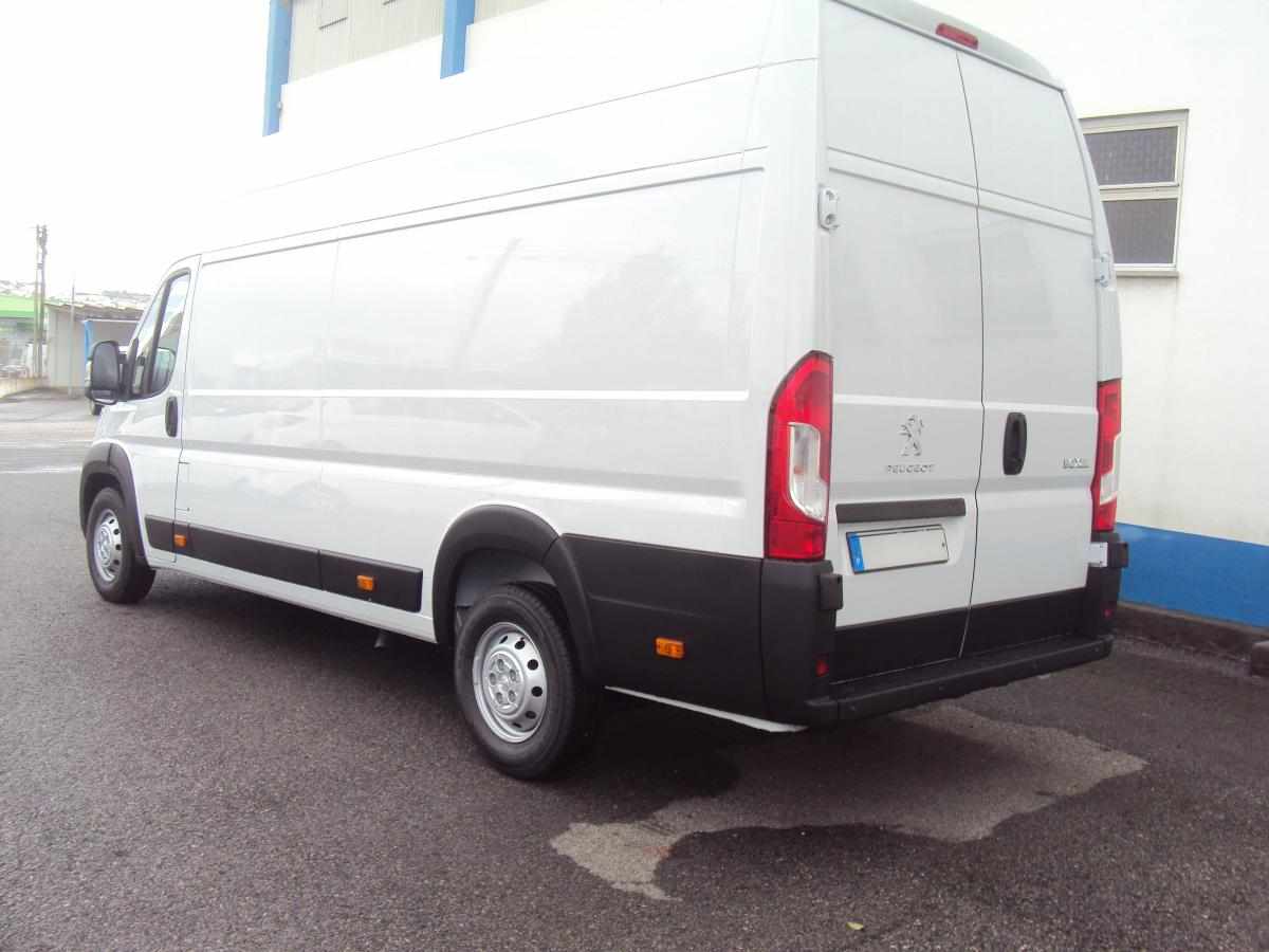 peugeot-boxer-2-2-bluehhdi-4x4-2023-diesel-2179cc