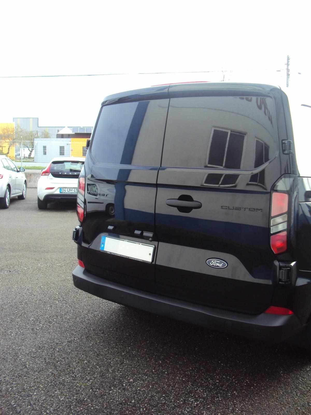 ford-transit-custom-2-0-tdci-2025-diesel-1995cc