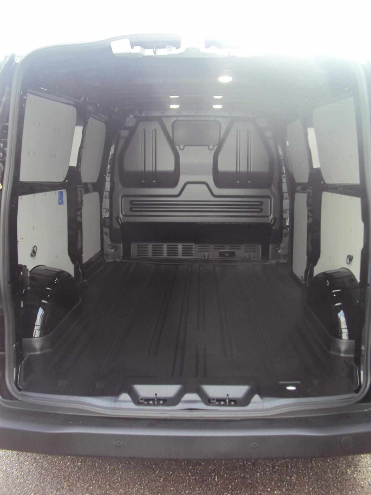 ford-transit-custom-2-0-tdci-2025-diesel-1995cc