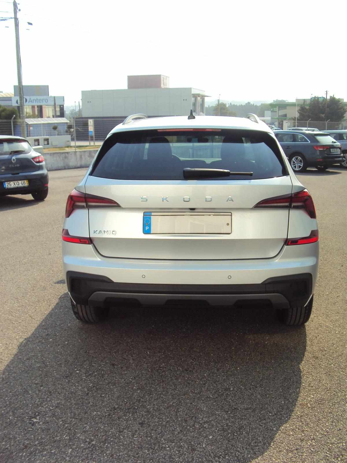 skoda-kamiq-1-0-tsi-2025-gasolina-999cc