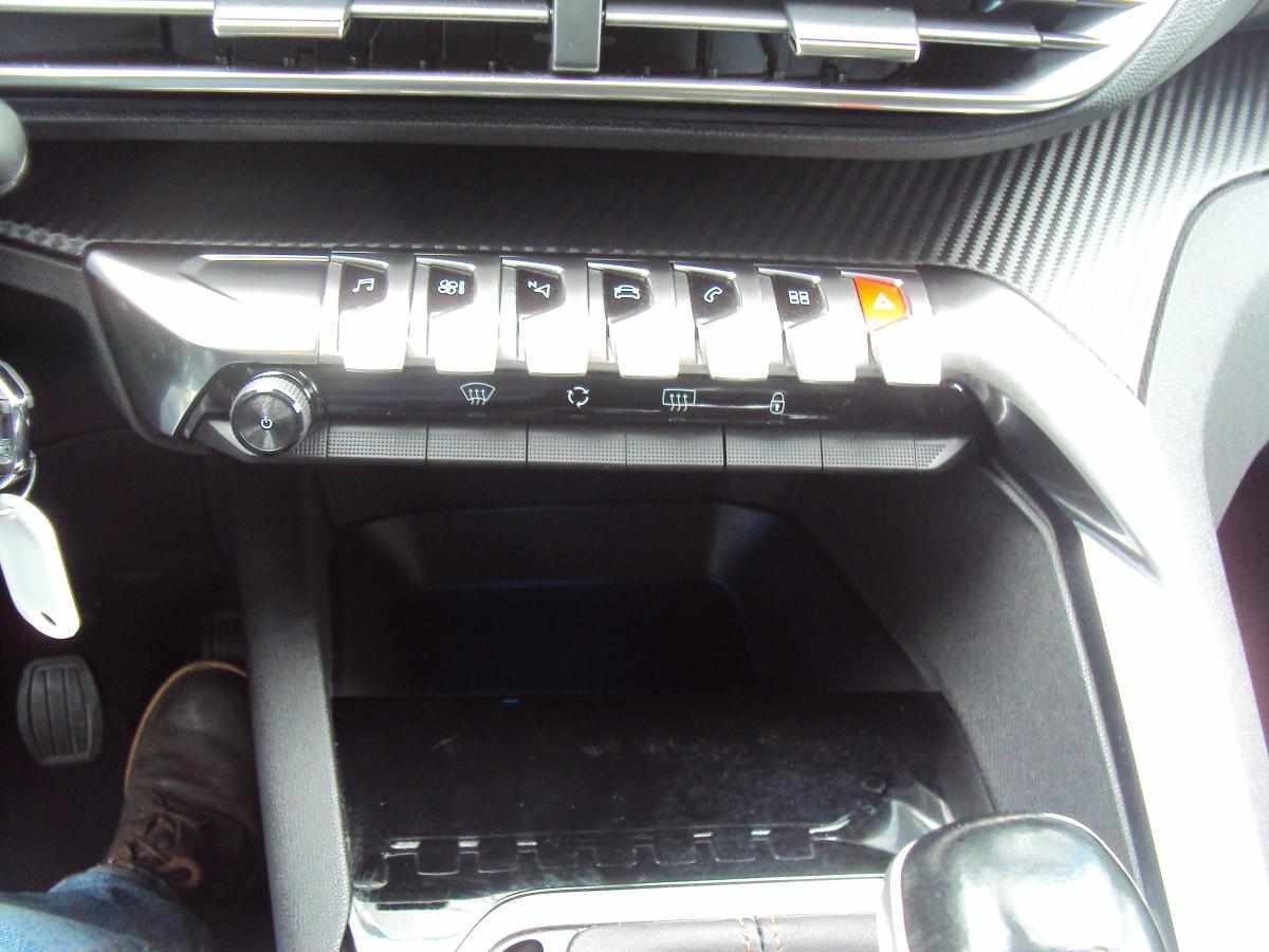 peugeot-3008-2019-diesel-1499cc