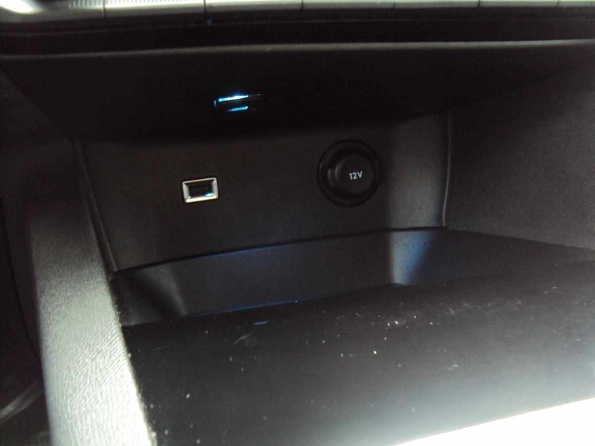 peugeot-3008-2019-diesel-1499cc