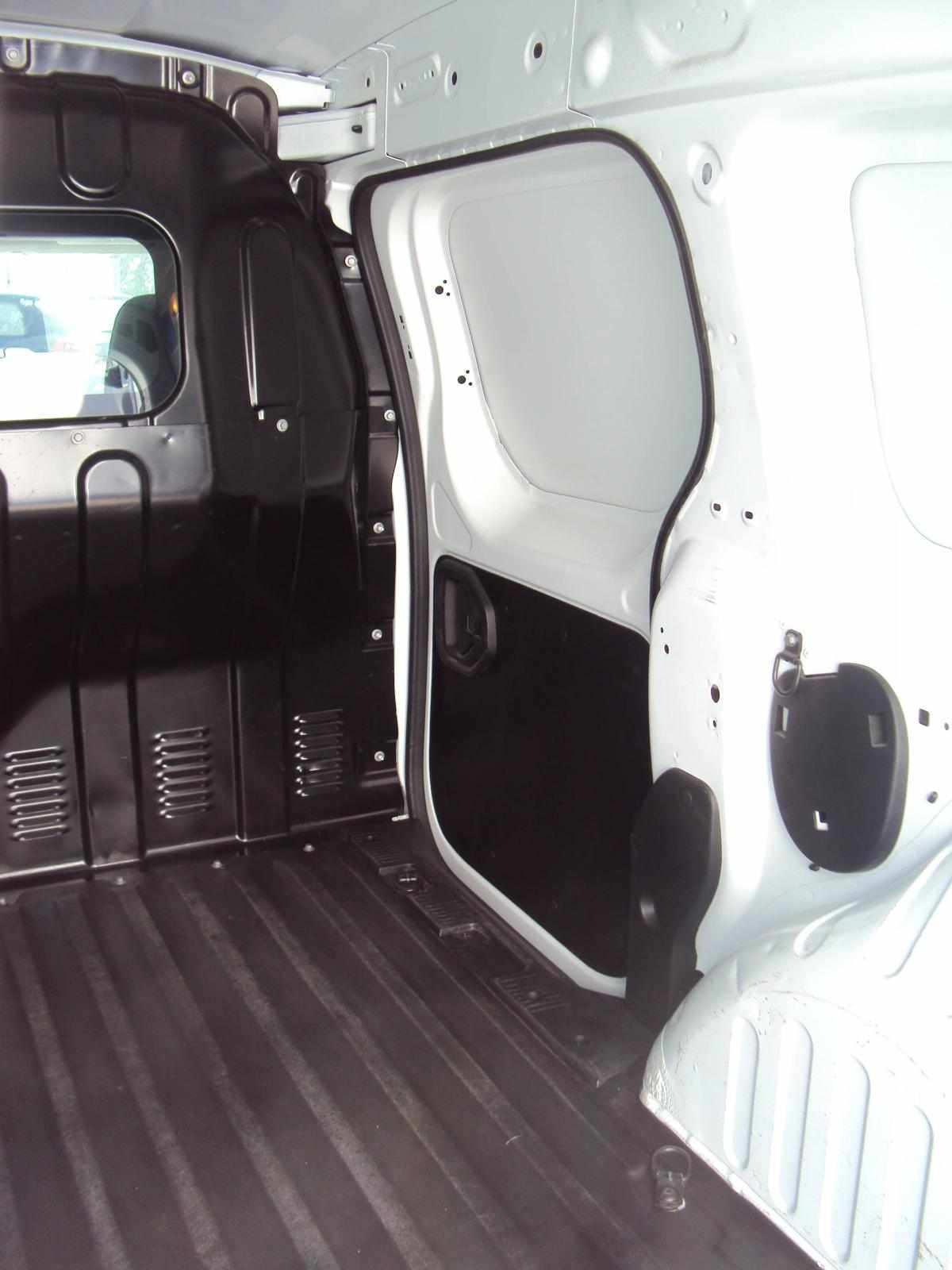 renault-express-2023-diesel-1461cc