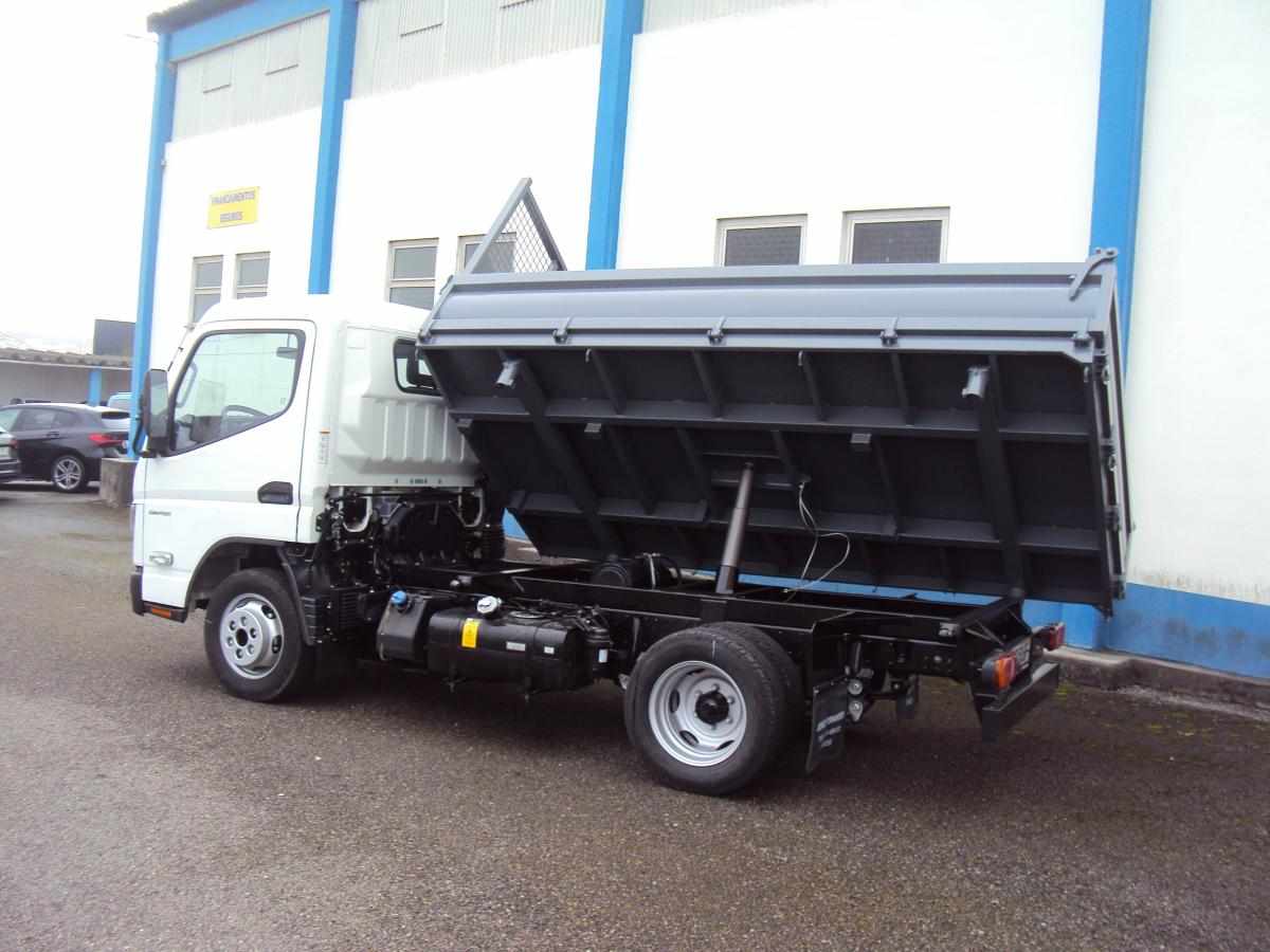 mitsubishi-canter-3-0-2026-diesel-3000cc