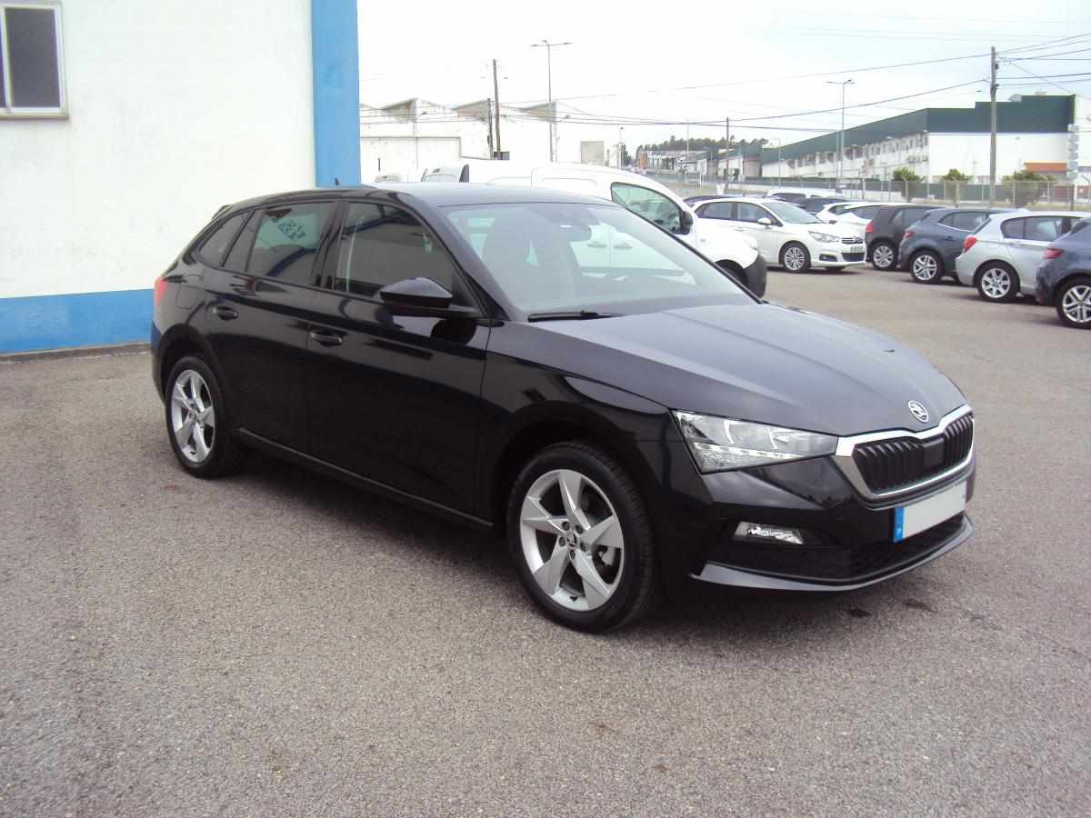 skoda-scala-1-0-tsi-2024-gasolina-999cc