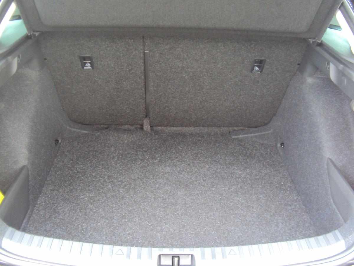 skoda-scala-1-0-tsi-2024-gasolina-999cc