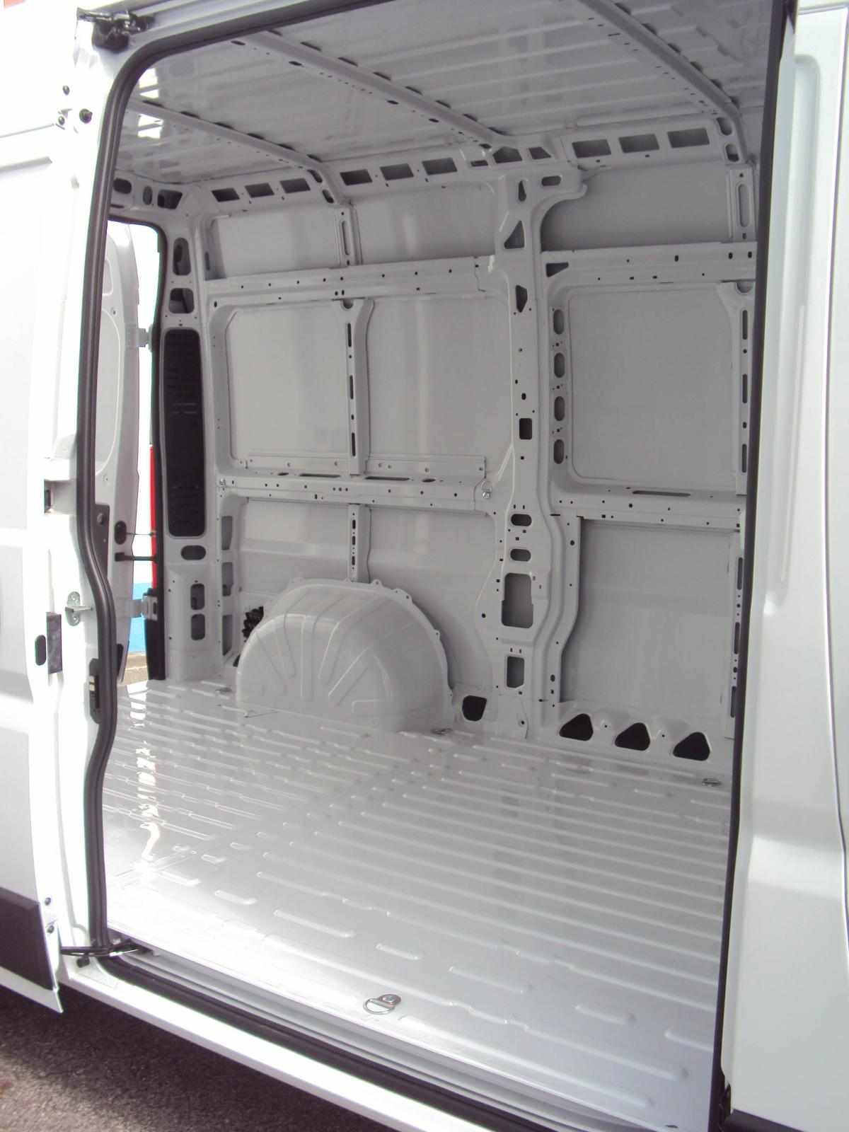 citroen-jumper-2-2-bluehdi-2024-diesel-2179cc
