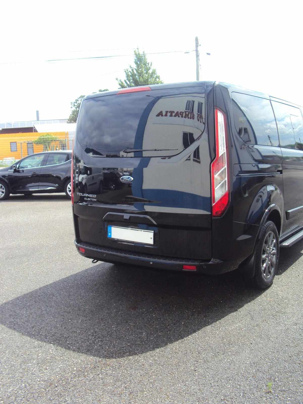 ford-tourneo-custom-2023-diesel-1995cc