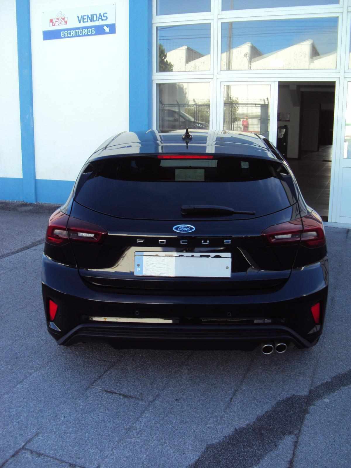 ford-focus-2022-diesel-1499cc