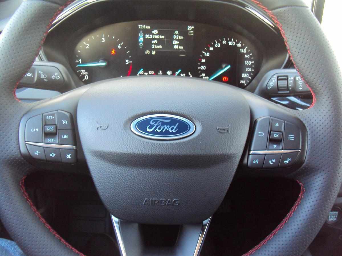 ford-focus-2022-diesel-1499cc