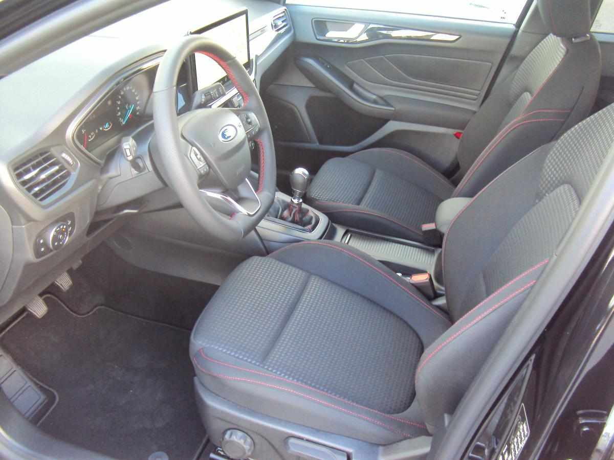 ford-focus-2022-diesel-1499cc