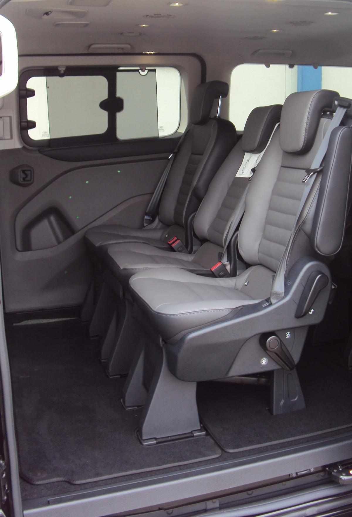 volkswagen-transporter-2023-diesel-1968cc