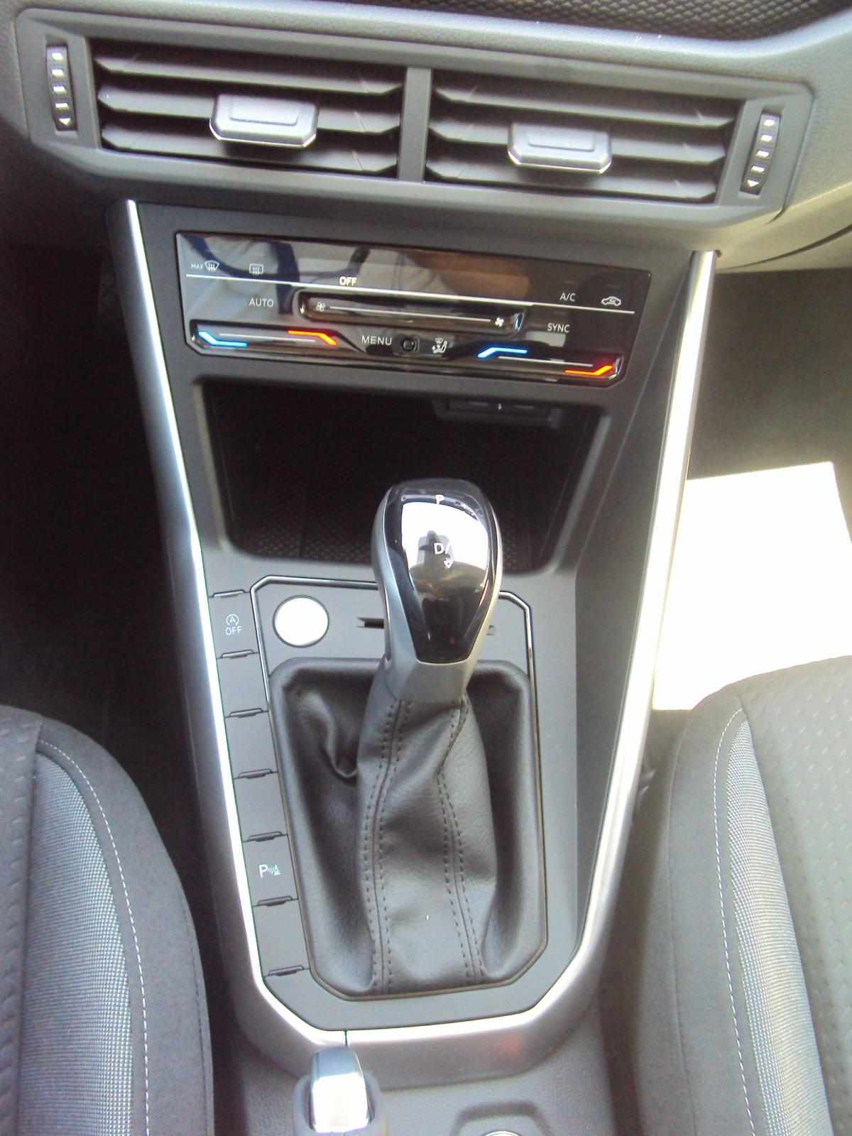 volkswagen-taigo-2024-gasolina-999cc