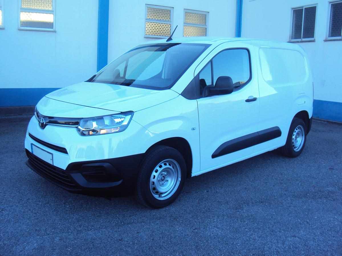 toyota-proace-1-5d-adblue-2021-diesel-1499cc