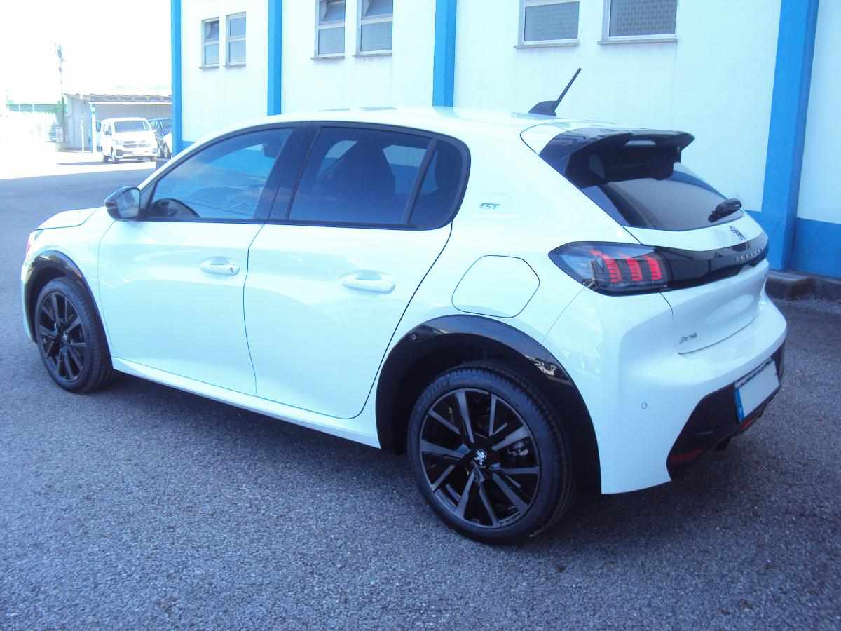 peugeot-208-1-2-puretech-2023-gasolina-1199cc