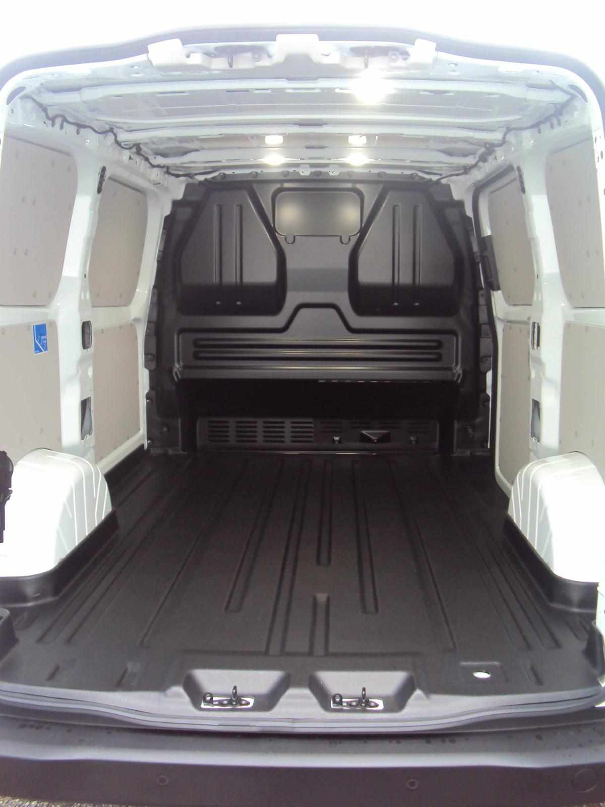 ford-transit-custom-2-0-tdci-2026-diesel-1995cc
