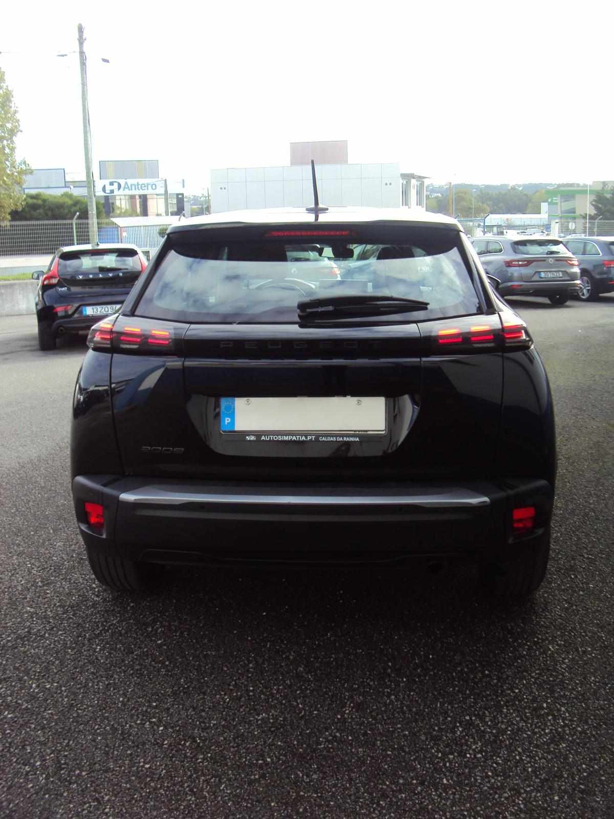 peugeot-2008-1-2-puretech-2024-gasolina-1199cc