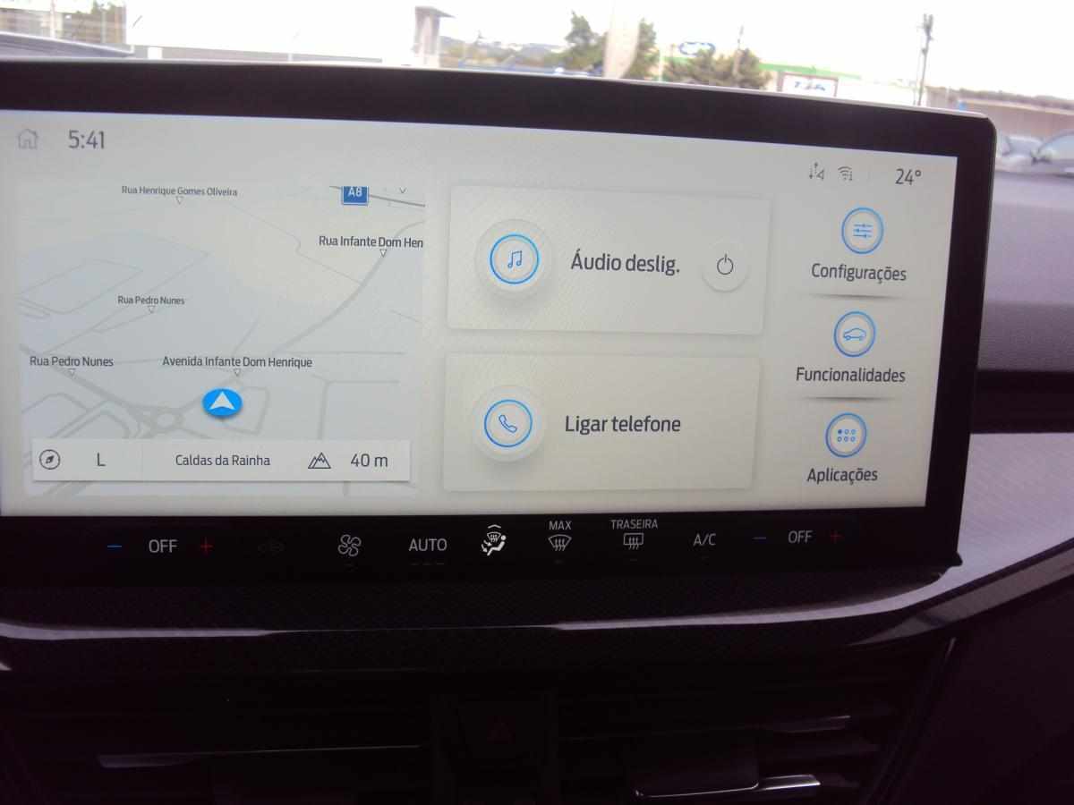 ford-focus-2023-diesel-1499cc