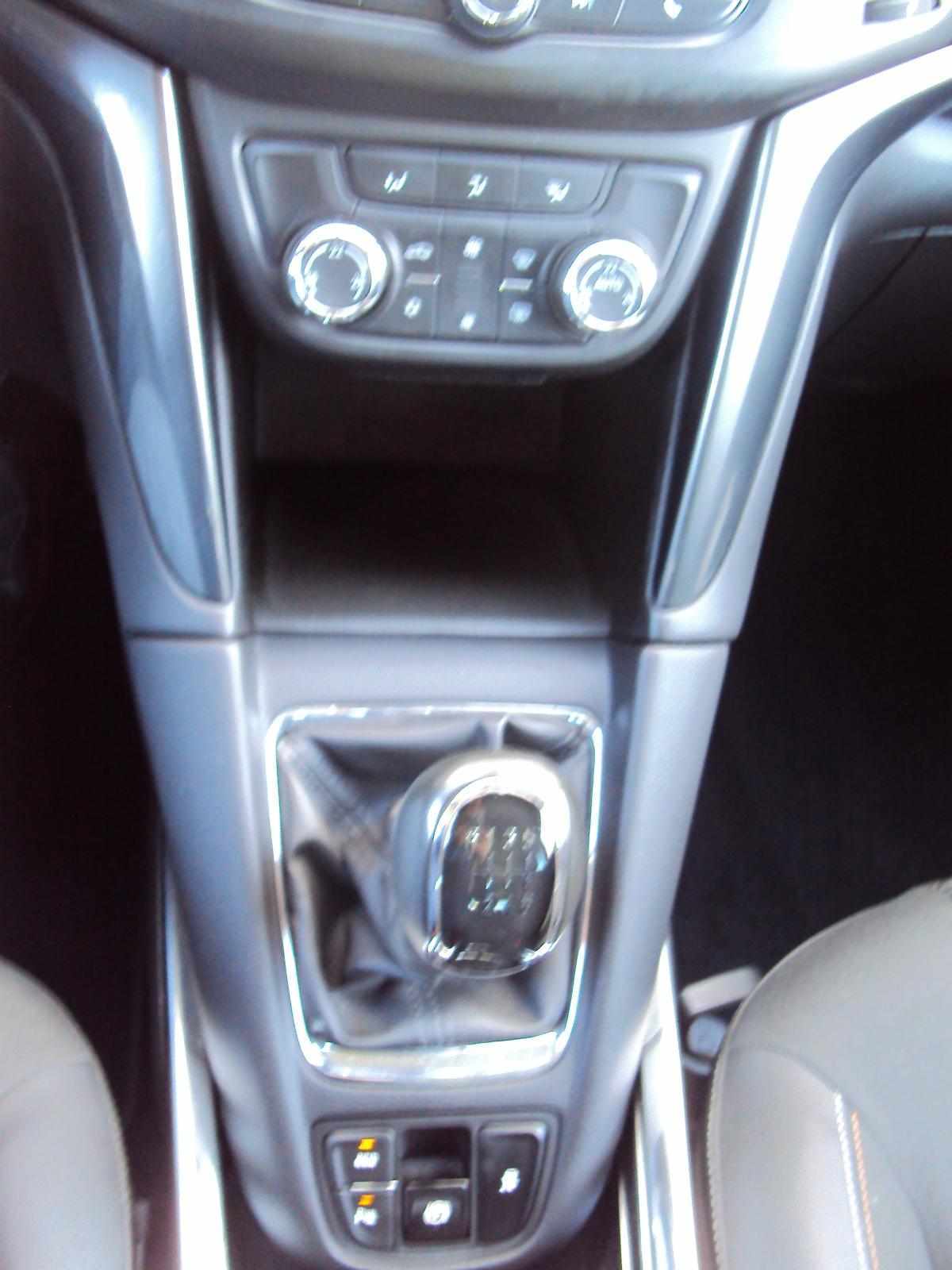 opel-zafira-2017-diesel-1956cc